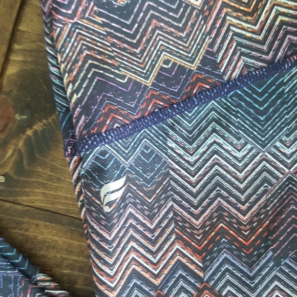 Fabletics Salar Chevron Legging - Picture 3 of 4